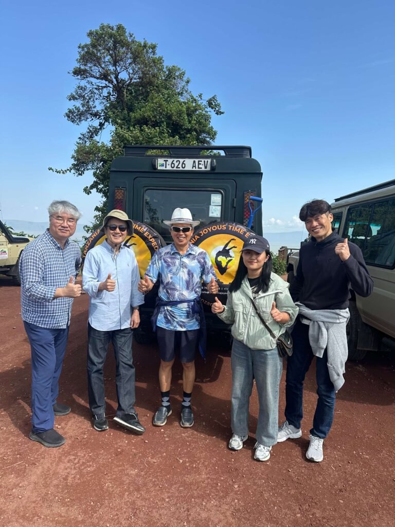 Tanzania-fly-in-Safari-Serengeti-Ngorongoro-Tanzania-Joyous-Time-Expedition